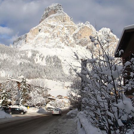 Chalet Madrisa Corvara In Badia Bagian luar foto