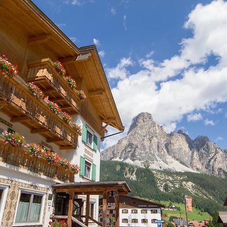Chalet Madrisa Corvara In Badia Bagian luar foto