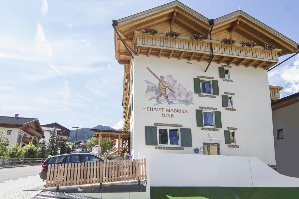 Chalet Madrisa Corvara In Badia Bagian luar foto