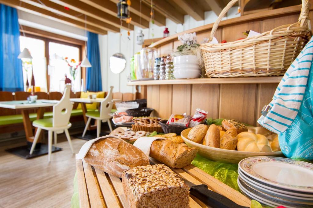 Chalet Madrisa Corvara In Badia Bagian luar foto