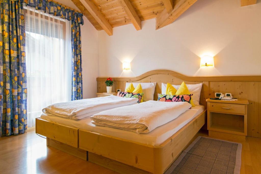 Chalet Madrisa Corvara In Badia Ruang foto