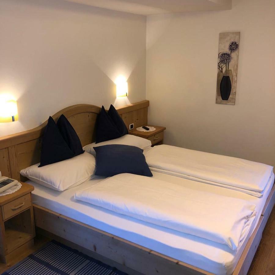 Chalet Madrisa Corvara In Badia Bagian luar foto